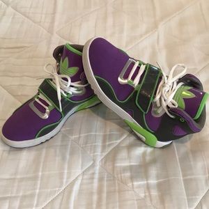 *Like New* Hi-Top Adidas Purple and Grey Sneakers